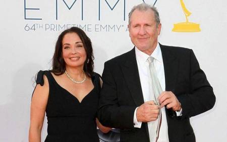 Ed O' Neill attending EMMY with his wife
